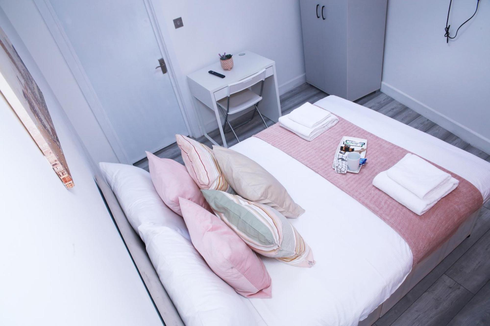 Harrow Luxury Flat With Free Parking. Apartman London Kültér fotó